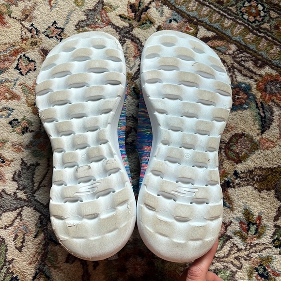 Like new sketchers goga max slip-on sneakers memory foam sole - Picture 6 of 6